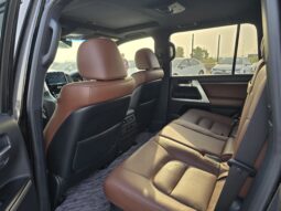 
										TOYOTA LAND CRUISER full									